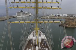 KRI Bima Suci Tiba di Pelabuhan Port Said Mesir