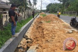 Drainase Jalinsum Sibolga Ambruk