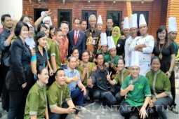 Jokowi Yakin Bandara A Yani Tuntas 2018