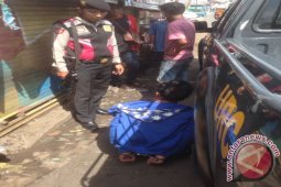 Patroli Sabhara Amankan Pria Bawa Senjata Tajam