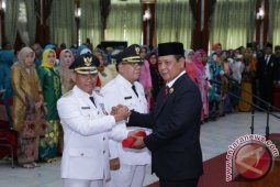 Gubernur Minta Bupati Rajin Turun Ke Lapangan