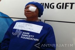 Pemeriksaan-Operasi Mata Katarak Gratis di Situbondo Libatkan Belasan Dokter Spesialis (Video)