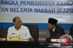 Walikota Sampaikan P.APBD