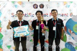 Alat Deteksi Kelayakan Telur Diciptakan Mahasiswa Fakultas Teknik Unej