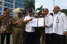La Nyalla Dapat Dukungan Habib Rizieq Maju Pilkada Jatim