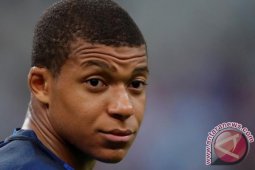 Kylian Mbappe lebih profesional dari pada Lionel Messi