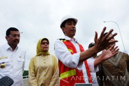 Jokowi Resmikan Dua Jalan Bebas Hambatan di Sumut (Video)
