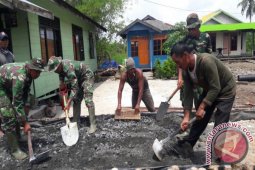 Pemkab Tanah Bumbu Gandeng TNI Bangun Desa