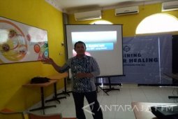 Masyarakat Bondowoso Dilatih Terapi "SEFT"