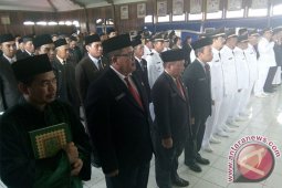 Bupati Kapuas Hulu Lantik 120 ASN