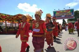 Masyarakat Terhibur Pawai Karnaval
