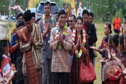 Desa Parbaba Dolok Ditetapkan Kampung KB Samosir