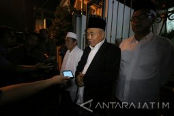 Tim 17 Survei Delapan Nama Calon Wakil Khofifah (Video)