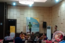 Adira Finance Gelar Jalan Santai Di Pontianak