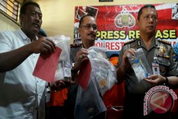 Polisi Kejar Pemasok Narkoba Ke Enam Tersangka