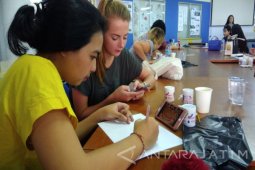 UKP Tumbuhkan Kebanggan Batik pada Mahasiswa melalui "Batik Days"