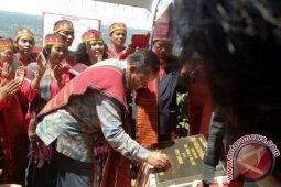 Bupati Samosir di Peresmian Rumah Persaktian Raja Isumbaon