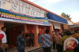 Gus Ipul Dinobatkan Sebagai "Santri of The Year"