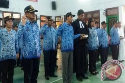 Wakil Bupati Samosir Lantik 31 Pejabat