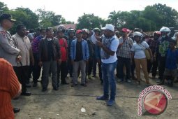 Hymne guru versi `lawas` masih relevan 