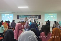 Kapolrestabes Surabaya Paparkan Nawacita Keamanan di Unesa