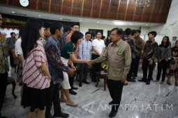 JK dan Finalis "YES" Berbincang Soal Ekonomi