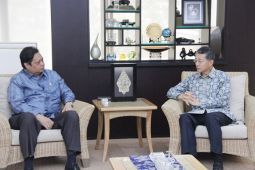 Tumpengan Massal Digelar Warga Nganjuk Pascapemeriksaan Pejabat Oleh KPK (Video)