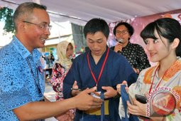 Guru Jepang Promosikan Lombok Lewat Tulisan
