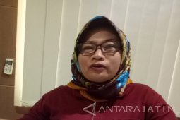 Pemkot Surabaya Bongkar Lima Bangunan di Simpang Dukuh