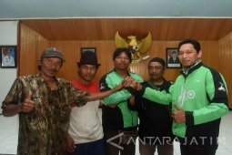 Mediasi Pengendara Gojek-Becak Kediri Hasilkan Zona Penjemputan