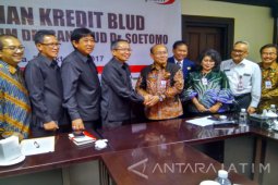 Bank Jatim Salurkan Kredit BLUD ke RSUD Dr Soetomo (Video)