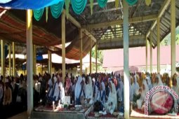Ketua TP PKK Tapsel Hadiri Pengajian Akbar