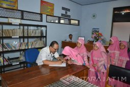 Tingkatkan Minat Baca Murid Lewat Kunjungan Literasi