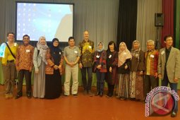 Dosen Unja paparkan penelitian internasional di Jerman
