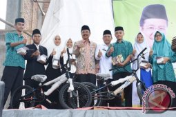 Gubernur Ajak Santri Berbenah