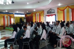 60 Anggota PPK  Tapin Dilantik