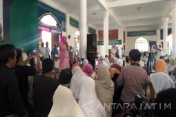 Khofifah Indar Parawansa Tegaskan Maju Pilkada Jatim (Video)