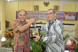 Diskusi Presfektif Ekonomi Tebing Tinggi
