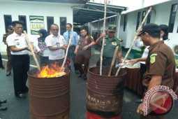 Kejari Pangkalpinang Musnahkan Barang Bukti Narkoba