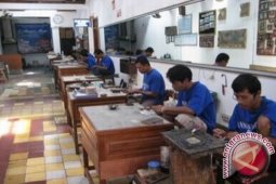 Pemkab Latih Remaja Desa Gali Potensi Daerah