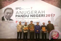 Jawa Barat Raih Anugerah Pandu Negeri 2017
