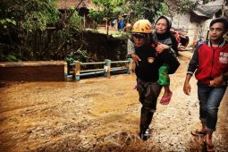 BPBD Jatim Siapkan Seribu Relawan Bersih Sungai Antisipasi Musim Hujan