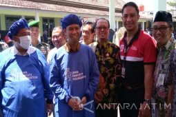 Ribuan Warga Bondowoso Ikuti Pemeriksaan Mata Gratis