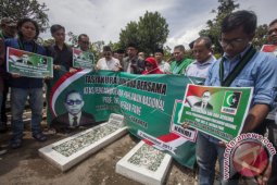 Gubernur-Kahmi Apresiasi Anugerah Pahlawan Lafran Pane