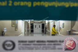 Karangan Bunga Untuk Setnov Dirusak