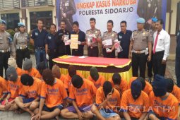 Polres Sidoarjo Tangkap 18 Orang Pengedar Narkoba (Video)
