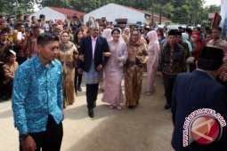 Presiden dan Ibu Negara Tiba di Medan