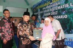 BPN Berikan Sertifikat Lima Desa di Sidoarjo