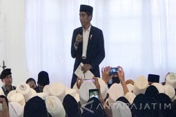 Jokowi Pesan Persatuan Dua Ponpes di Lombok (Video)