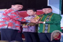 Pemkab Tasikmalaya Raih Penghargaan Apresiasi Pendidikan Islam